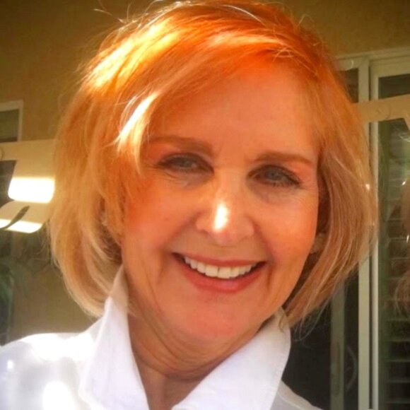 Meet your Posher, Deborah - Picture 1 of 1